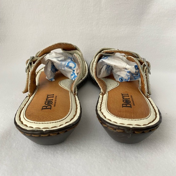 BORN Ladies White Leather Slip on Thong Sandals Size 7M - Picture 5 of 9